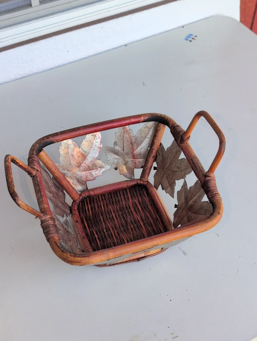 N/A handcrafted brown